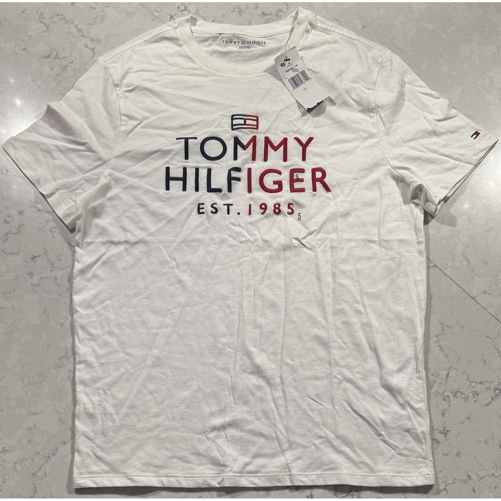 NWT Tommy Hilfiger T-Shirt Mens Small White Graphic Crewneck Short Sleeve Cotton
